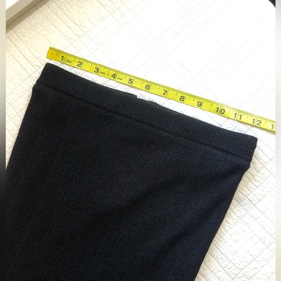 Alice + Olivia Knit Pencil Skirt - Picture 5 of 7